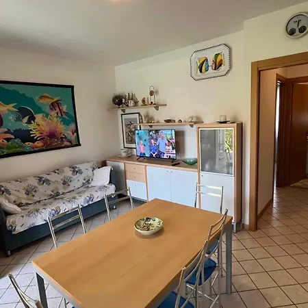 Jody Bibione, Poolside With Garden *